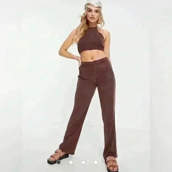 ASOS DESIGN soft 'relaxed' dad pant in mahogany - Picture 1 of 13